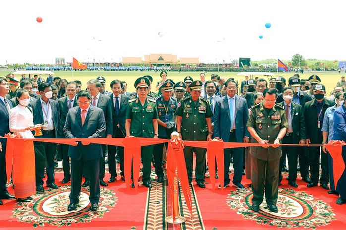 Thủ tướng Hun Sen nhớ lại bữa cơm đầu tiên người dân Việt Nam nấu cho ông 45 năm trước - Ảnh 6.