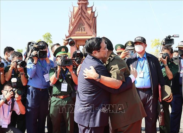 Kỷ niệm 45 năm Con đường tiến tới đánh đổ chế độ diệt chủng Pol Pot của Thủ tướng Hun Sen - Ảnh 2.