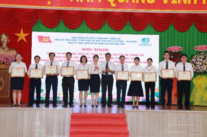 SAWACO - Biểu dương 134 tập thể và cá nhân - Ảnh 2. SAWACO - Biểu dương 134 tập thể và cá nhân - Ảnh 2.