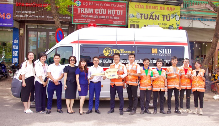 T&T Group và SHB tặng xe cứu thương cho Đội hỗ trợ sơ cứu FAS Angel Hà Nội - Ảnh 1. T&T Group và SHB tặng xe cứu thương cho Đội hỗ trợ sơ cứu FAS Angel Hà Nội - Ảnh 1.