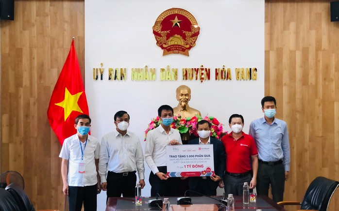 BRG và SeABank ủng hộ TP Đà Nẵng 11,6 tỉ đồng để chống dịch Covid-19 - Ảnh 1. BRG và SeABank ủng hộ TP Đà Nẵng 11,6 tỉ đồng để chống dịch Covid-19 - Ảnh 1.