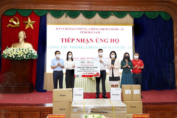 Tập đoàn BRG và Ngân hàng SeABank ủng hộ trang thiết bị y tế trị giá 6 tỉ đồng cho tỉnh Hà Nam - Ảnh 1. Tập đoàn BRG và Ngân hàng SeABank ủng hộ trang thiết bị y tế trị giá 6 tỉ đồng cho tỉnh Hà Nam - Ảnh 1.