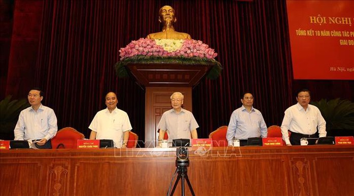 Tổng Bí thư chủ trì Hội nghị tổng kết 10 năm công tác phòng, chống tham nhũng, tiêu cực - Ảnh 1.