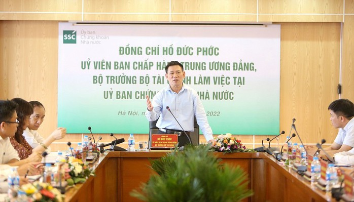 Bộ trưởng Hồ Đức Phớc yêu cầu Uỷ ban Chứng khoán kiện toàn bộ máy lãnh đạo - Ảnh 1.