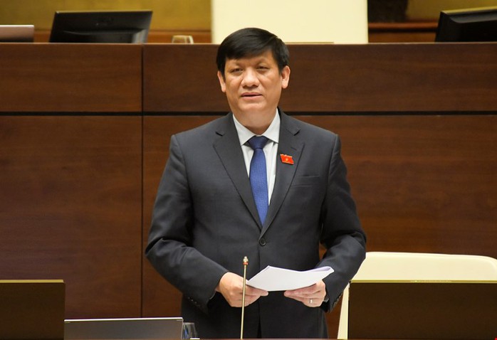 Bãi nhiệm đại biểu Quốc hội, phê chuẩn cách chức Bộ trưởng Bộ Y tế với ông Nguyễn Thanh Long - Ảnh 1.