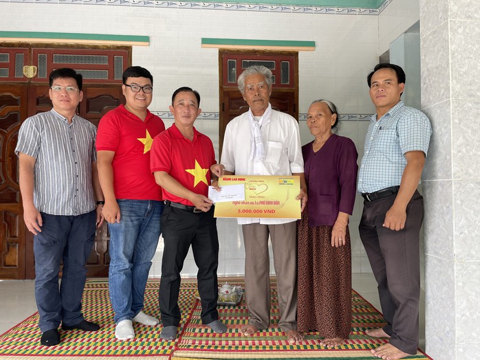 Mai Vàng nhân ái thăm 2 nghệ nhân ưu tú dân tộc Chăm và Raglai ở Ninh Thuận - Ảnh 1.
