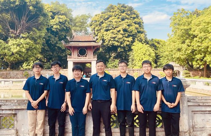 Học sinh Việt Nam đạt điểm tuyệt đối 42/42 thi Olympic Toán học quốc tế 2022 - Ảnh 2.