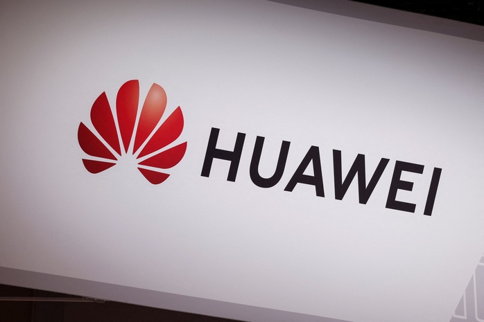 Mỹ muốn loại Huawei và ZTE của Trung Quốc nhưng lo thiếu tiền - Ảnh 1.