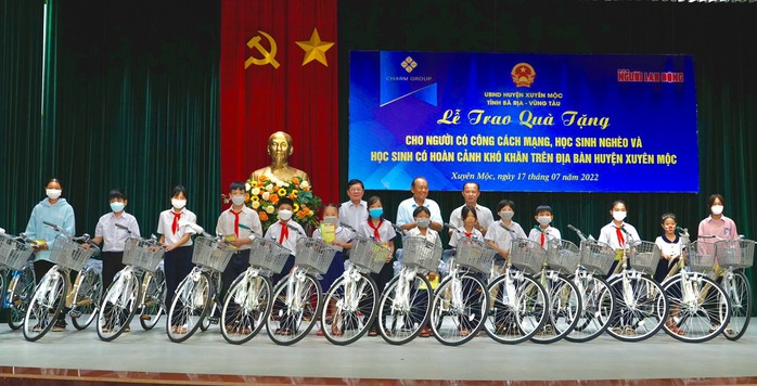 Chăm lo tốt cho người có công - Ảnh 1. Chăm lo tốt cho người có công - Ảnh 1.