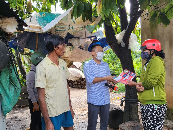 Đắk Lắk: Sốt xuất huyết tăng đột biến, phun hóa chất diện rộng - Ảnh 3.