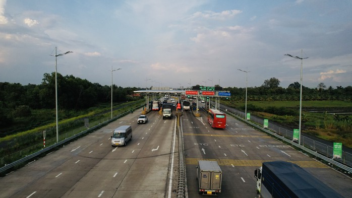 Cần giải pháp để tuyến cao tốc Trung Lương - Mỹ Thuận không bị dừng đột ngột - Ảnh 2.