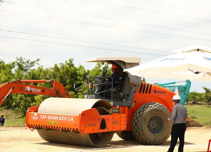 Sôi động hội thi tay nghề giỏi tại dự án Cam Lâm - Vĩnh Hảo - Ảnh 2. Sôi động hội thi tay nghề giỏi tại dự án Cam Lâm - Vĩnh Hảo - Ảnh 2.