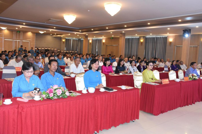 Sóc Trăng, Hậu Giang và Cần Thơ họp mặt kỷ niệm 93 năm ngày thành lập Công đoàn - Ảnh 3.