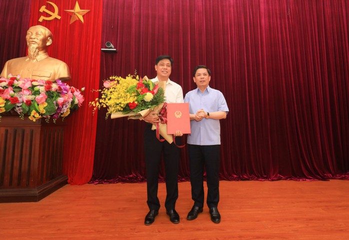 Thứ trưởng Bộ Giao thông vận tải Nguyễn Ngọc Đông nghỉ hưu từ 1-8-2022 - Ảnh 1.