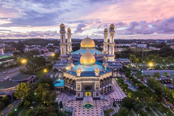 Vương quốc Brunei - “Hòn ngọc xanh” giàu có của Đông Nam Á - Ảnh 2.