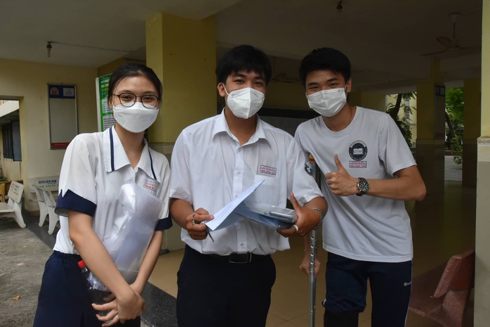 Thi tốt nghiệp THPT 2022: Đề thi ngữ văn đề cập trách nhiệm của tuổi trẻ; đón xem giải đề - Ảnh 10. Thi tốt nghiệp THPT 2022: Đề thi ngữ văn đề cập trách nhiệm của tuổi trẻ; đón xem giải đề - Ảnh 10.