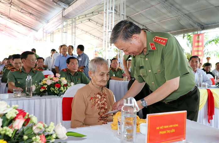 Bộ trưởng Tô Lâm lưu ý những vấn đề để phát triển phong trào bảo vệ an ninh Tổ quốc - Ảnh 5.