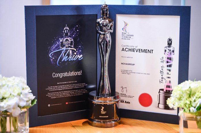 NovaGroup được vinh danh tại giải thưởng “Nơi làm việc tốt nhất châu Á 2022” - Ảnh 3. NovaGroup được vinh danh tại giải thưởng “Nơi làm việc tốt nhất châu Á 2022” - Ảnh 3.