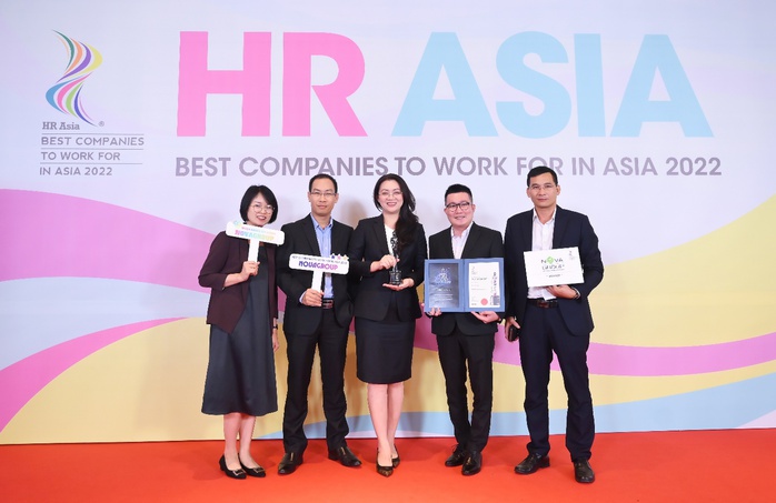 NovaGroup được vinh danh tại giải thưởng “Nơi làm việc tốt nhất châu Á 2022” - Ảnh 4. NovaGroup được vinh danh tại giải thưởng “Nơi làm việc tốt nhất châu Á 2022” - Ảnh 4.