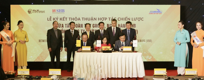 T&T Group, SHB hợp tác chiến lược với Vietnam Airlines và Đường sắt Việt Nam - Ảnh 3.