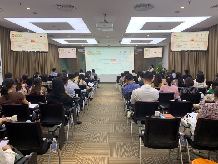 Đẩy mạnh ứng dụng phần mềm dinh dưỡng mẹ và bé trên địa bàn thủ đô - Ảnh 2. Đẩy mạnh ứng dụng phần mềm dinh dưỡng mẹ và bé trên địa bàn thủ đô - Ảnh 2.