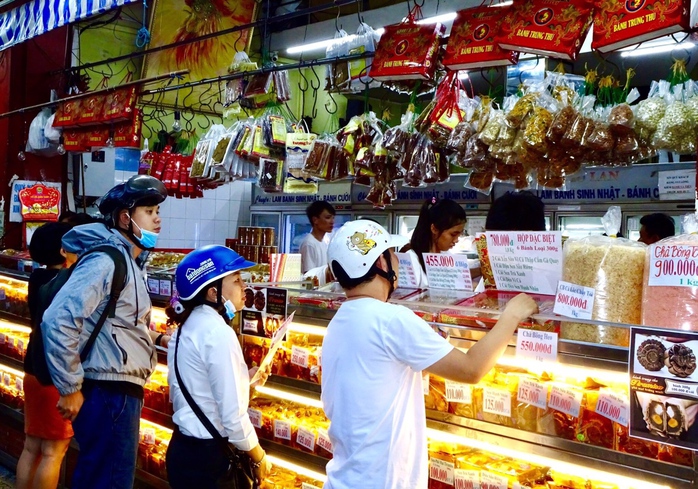 Bánh trung thu thượng hạng NHƯ LAN sẵn sàng phục vụ khách. - Ảnh 2. Bánh trung thu thượng hạng NHƯ LAN sẵn sàng phục vụ khách. - Ảnh 2.