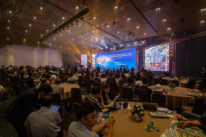 Meyhomes Capital Crystal City chính thức mở ra cơ hội cho cư dân mang DNA đổi mới - Ảnh 2. Meyhomes Capital Crystal City chính thức mở ra cơ hội cho cư dân mang DNA đổi mới - Ảnh 2.