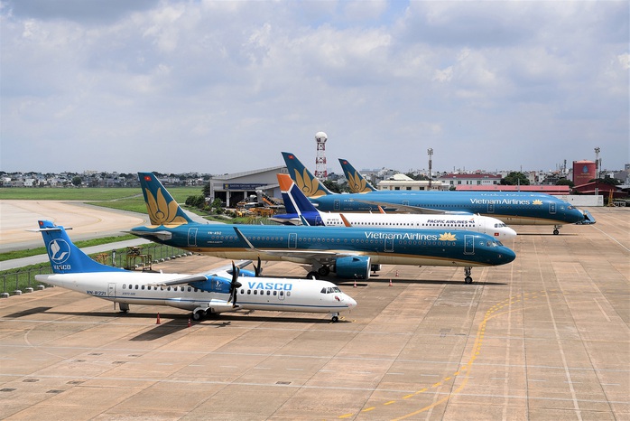 Thu hồi loạt chuỗi slot nhóm Vietnam Airlines tại sân bay Tân Sơn Nhất, Nội Bài - Ảnh 1.
