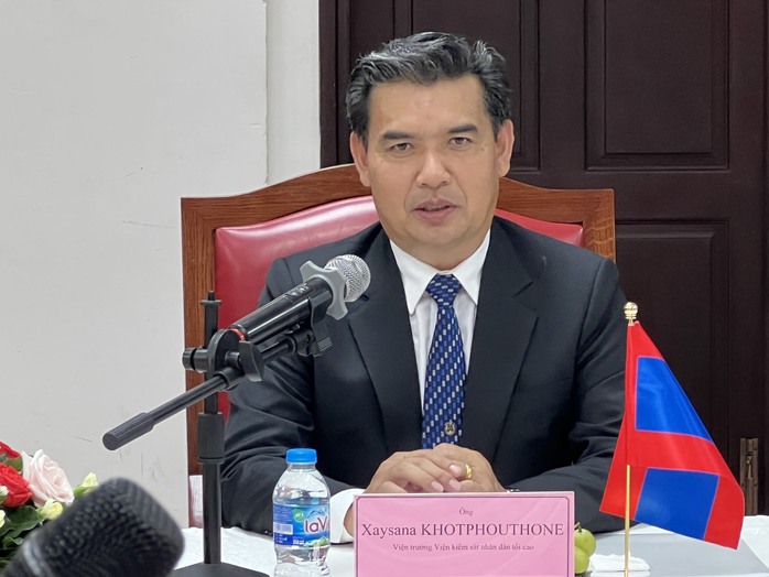 Viện trưởng VKSND Tối cao Lào thăm VKSND TP HCM - Ảnh 3.