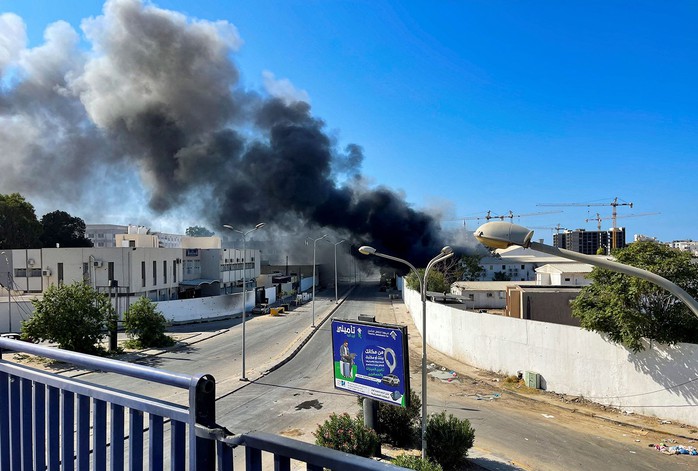 Libya: Đụng độ đẫm máu ngày này qua ngày khác ở thủ đô Tripoli - Ảnh 2.