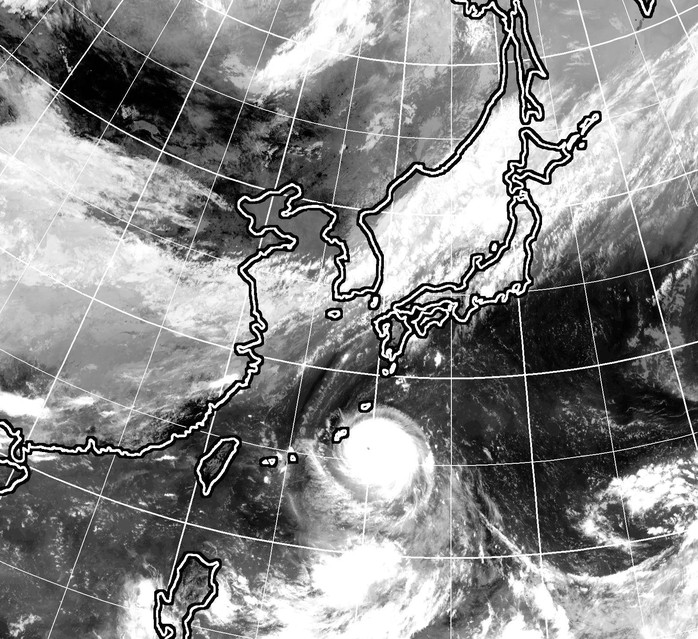 Nhật Bản, Philippines hồi hộp với siêu bão Hinnamnor - Ảnh 1.