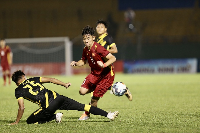 Thắng ngược Malaysia, U19 Việt Nam vào chung kết Giải U19 Quốc tế 2022 - Ảnh 3.