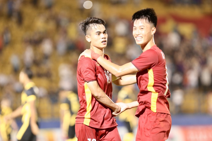 Thắng ngược Malaysia, U19 Việt Nam vào chung kết Giải U19 Quốc tế 2022 - Ảnh 9.