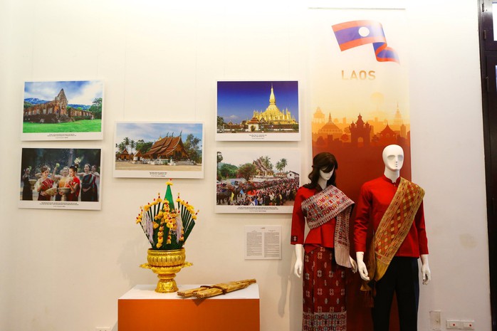 Triển lãm tôn vinh các giá trị văn hoá truyền thống ASEAN - Ảnh 5.