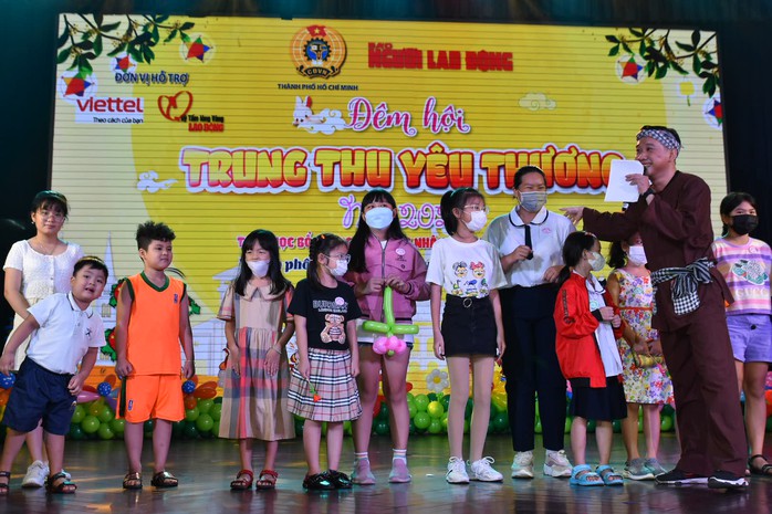 Ấm áp Chương trình Đêm hội “Trung thu yêu thương” - Ảnh 7.