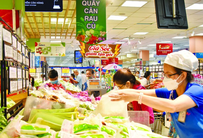 Si&ecirc;u thị quốc d&acirc;n tung deal sang xịn &ldquo;chi&ecirc;u đ&atilde;i&rdquo; người ti&ecirc;u d&ugrave;ng - Ảnh 1.