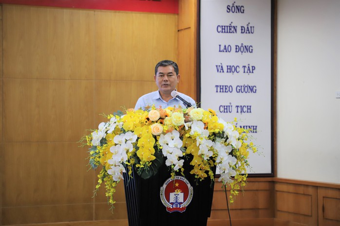 EVNGENCO3 trao quà cho 98 em học sinh bị ảnh hưởng bởi dịch Covid-19 - Ảnh 1. EVNGENCO3 trao quà cho 98 em học sinh bị ảnh hưởng bởi dịch Covid-19 - Ảnh 1.