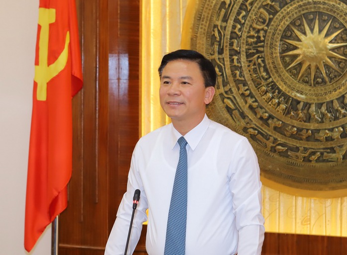 3 nhân sự được giới thiệu bầu chủ tịch các huyện ở Thanh Hóa - Ảnh 3.
