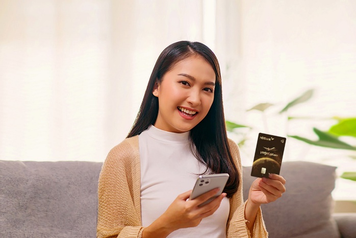 Cùng HDBank đặt vé máy bay giờ nào cũng rẻ - Ảnh 3. Cùng HDBank đặt vé máy bay giờ nào cũng rẻ - Ảnh 3.
