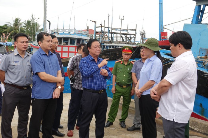 Siêu bão Noru: Quảng Ngãi sơ tán khoảng 25.000 hộ dân - Ảnh 1.