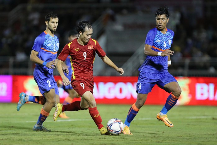 Thắng tưng bừng tuyển Ấn Độ, chủ nhà Việt Nam lên ngôi vô địch - Ảnh 2.