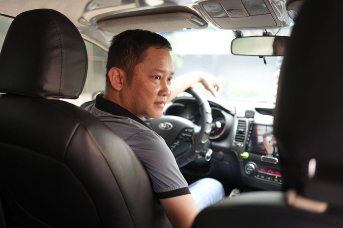 Chạy xe công nghệ vì mong muốn cải thiện thu nhập, nhưng gắn bó lâu dài vì những hỗ trợ thiết thực - Ảnh 1. Chạy xe công nghệ vì mong muốn cải thiện thu nhập, nhưng gắn bó lâu dài vì những hỗ trợ thiết thực - Ảnh 1.