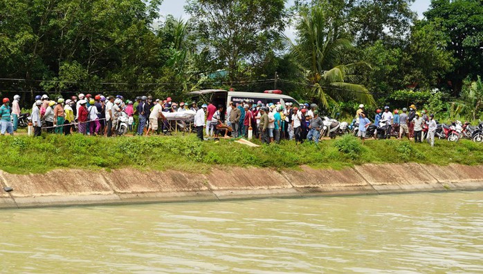 Tây Ninh: Hé lộ nguyên nhân 3 mẹ con tử vong tại  kênh Tây - Ảnh 1.