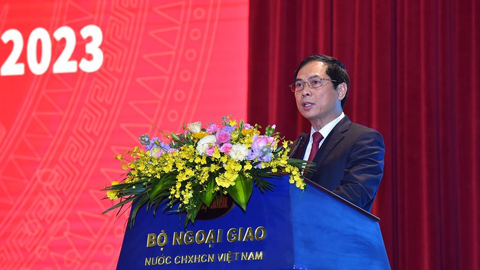 Bộ trưởng Bùi Thanh Sơn: Ngành ngoại giao trải qua thử thách lớn - Ảnh 2.