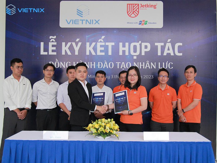 Vietnix hợp tác với FPT Jetking đào tạo, nâng cao chất lượng nguồn nhân lực an ninh mạng - Ảnh 1. Vietnix hợp tác với FPT Jetking đào tạo, nâng cao chất lượng nguồn nhân lực an ninh mạng - Ảnh 1.