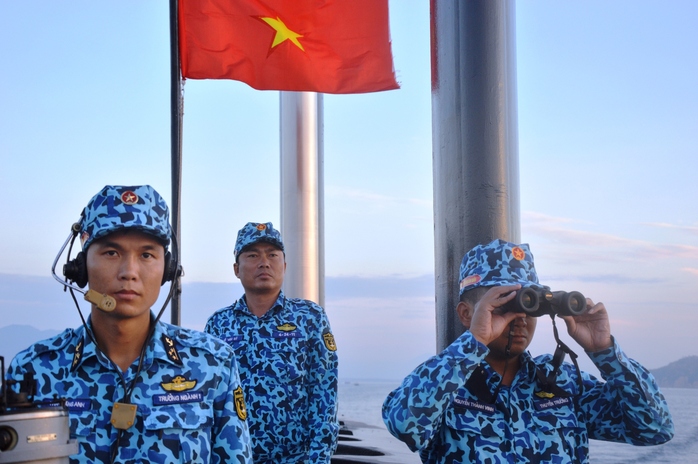 Lính tàu ngầm: Đón xuân mới vững vàng tay súng - Ảnh 1.