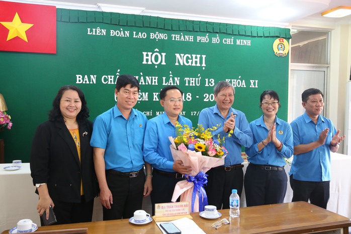 Ông Phùng Thái Quang giữ chức Phó Chủ tịch LĐLĐ TP HCM - Ảnh 5.