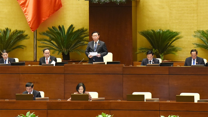 Quốc hội miễn nhiệm chức vụ Chủ tịch nước đối với ông Nguyễn Xuân Phúc - Ảnh 1.