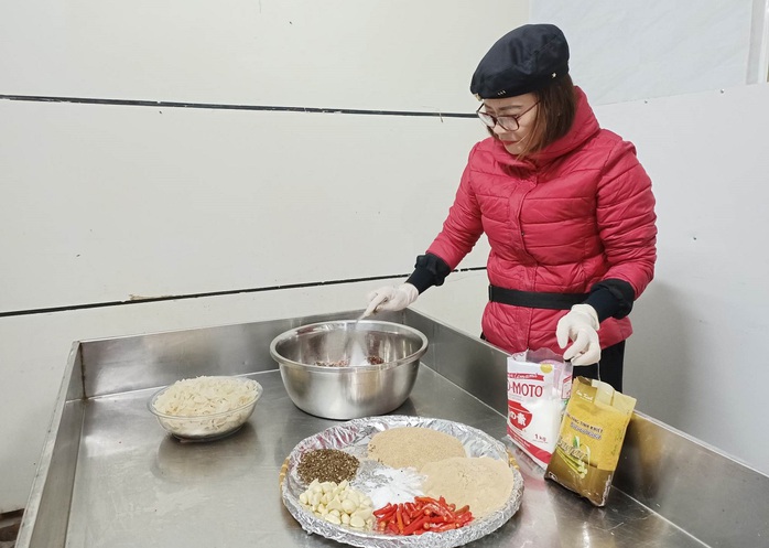 Đặc sản nem trong ống luồng ở Thanh Hóa - Ảnh 4. Đặc sản tỷ lệ bóng đá kèo nhà cái trong ống luồng ở Thanh Hóa - Ảnh 4.
