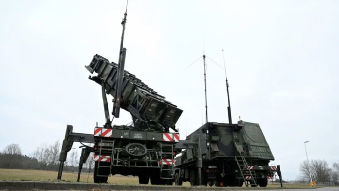 Đức triển khai Patriot tới Ba Lan chặn tên lửa bay lạc - Ảnh 2.